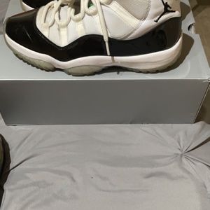 Jordan’s black and white space jams